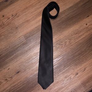 100% silk Nicole Miller New York black necktie